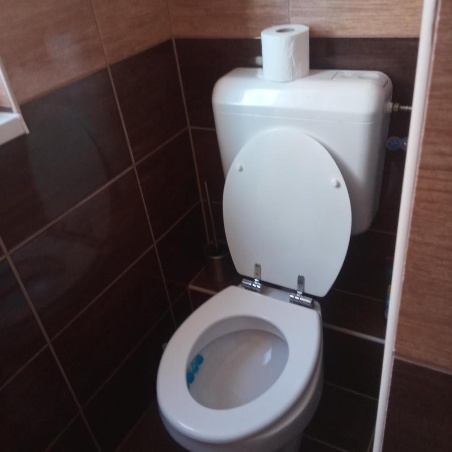 M&D Apartman Eger Exterior foto